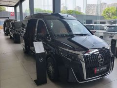 Mercedes-Benz Vito 2024 2.0T Business Edition 7-Seater - ფოტო 3