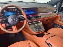 Mercedes-Benz Vito 2024 2.0T Business Edition 7-Seater - ფოტო 8