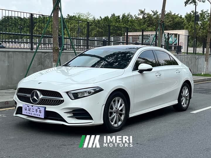 Mercedes-Benz A-Class A 200 L Sport Sedan Fashion Edition