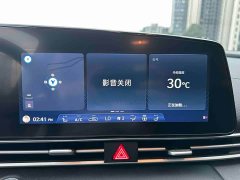 Hyundai Elantra 1.5L CVT Luxury - ფოტო 17
