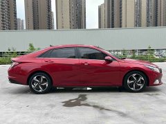 Hyundai Elantra 1.5L CVT Luxury - ფოტო 8