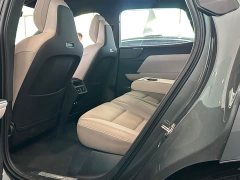 Volvo XC70 Plug-in Hybrid 2026 AWD Extended Range Core - ფოტო 11