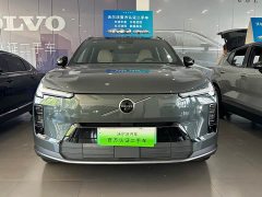 Volvo XC70 Plug-in Hybrid 2026 AWD Extended Range Core - ფოტო 2