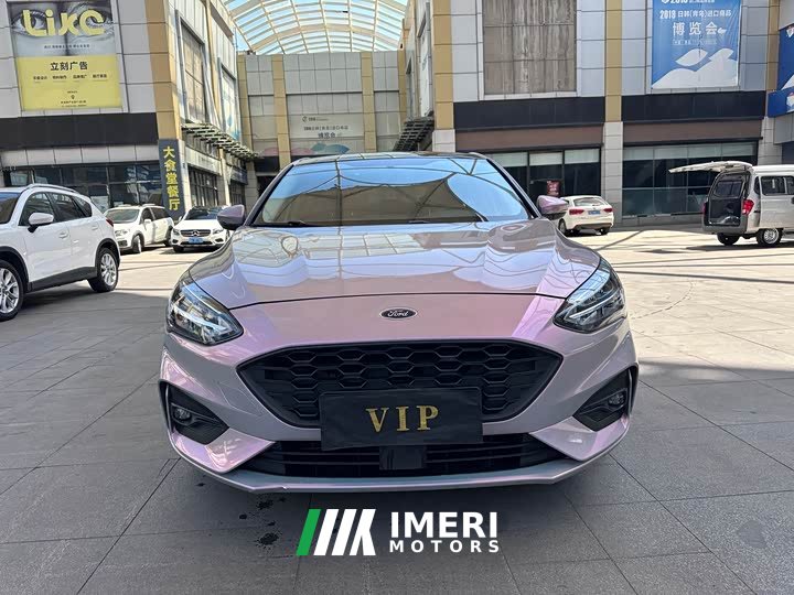 Ford Focus Hatchback EcoBoost 180 Automatic Trend - ავტომობილი ჩინეთიდან