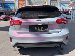 Ford Focus Hatchback EcoBoost 180 Automatic Trend - ფოტო 9
