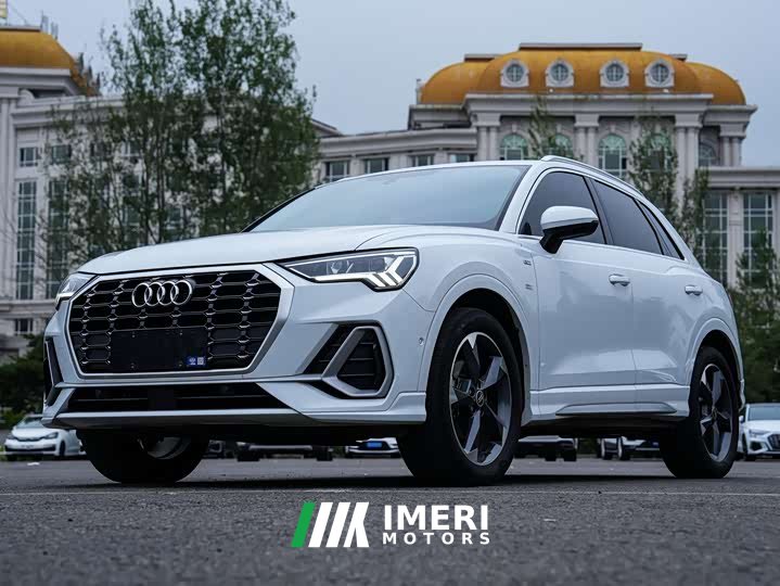 Audi Q3 35 TFSI Fashion Dynamic