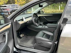 Tesla Model Y 2022 Facelift Long Range All-Wheel Drive - ფოტო 10