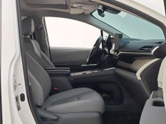 Toyota Grevias 2.5L Hybrid Comfort Edition - ფოტო 10