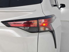 Toyota Grevias 2.5L Hybrid Comfort Edition - ფოტო 16