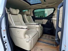 Toyota Vellfire Crown Hybrid 2.5L HV Luxury Edition - ფოტო 11