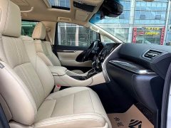Toyota Vellfire Crown Hybrid 2.5L HV Luxury Edition - ფოტო 13