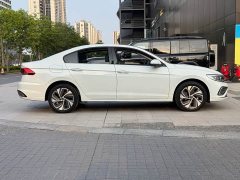 Volkswagen Bora 200TSI DSG Comfort Edition - ფოტო 4