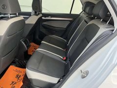 Volkswagen Golf 2021 280TSI DSG Pro - ფოტო 8