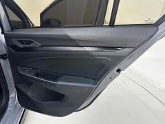 Volkswagen Golf 2023 280TSI DSG R-Line Lite - ფოტო 13