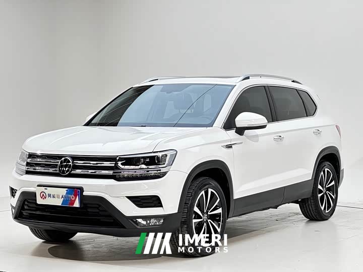 Volkswagen Touareg 2021 280TSI FWD Luxury - ავტომობილი ჩინეთიდან