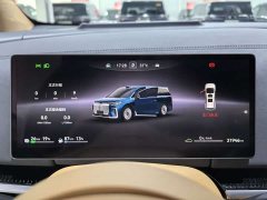 Voyah Lantu Dreamchaser PHEV AWD Luxury Qiankun Edition - ფოტო 13