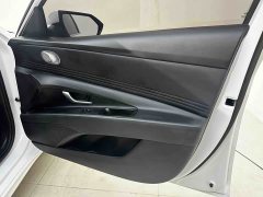 Hyundai Elantra 1.5L CVT GLX Elite - ფოტო 17