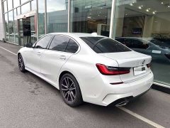 BMW 3 Series 325Li M Sport Package - ფოტო 9