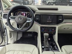 Volkswagen Viloran 2020 330TSI Luxury - ფოტო 6