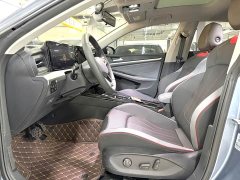 Volkswagen Lingdu L 280TSI DSG Dazzling Red Edition - ფოტო 4