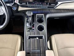 Toyota Sienna 2021 2.5L Hybrid Premium Edition - ფოტო 8