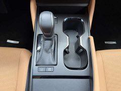 Lexus ES 300h Premium Edition - ფოტო 12