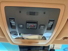 Lexus ES 300h Premium Edition - ფოტო 13