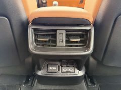 Lexus ES 300h Premium Edition - ფოტო 15