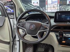 Buick GL8 Land Business Class Smart Edition - ფოტო 13