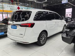 Buick GL8 Land Business Class Smart Edition - ფოტო 4