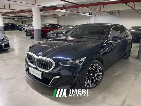 2025 BMW 5 Series 530Li Luxury M Sport Package