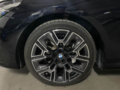 BMW 5 Series 530Li Luxury M Sport Package - ფოტო 5