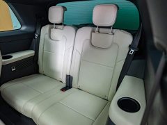 Li Auto ONE Extended Range 6-Seater - ფოტო 10