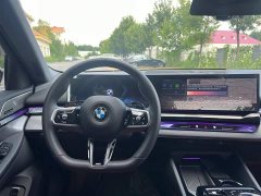 BMW 5 Series 530Li xDrive M Sport Package - ფოტო 9
