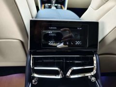 Bentley Flying Spur 4.0T V8 Standard Edition - ფოტო 13