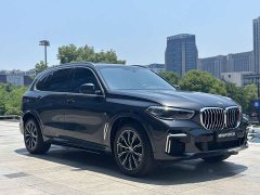 BMW X5 xDrive 30Li Luxury M Sport Package - ფოტო 3