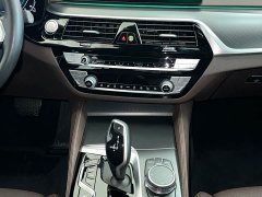 BMW 5 Series New Energy 535Le Pioneer Edition M Sport Package - ფოტო 17
