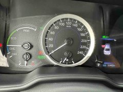 Toyota Corolla Hybrid 1.8H E-CVT Luxury - ფოტო 15