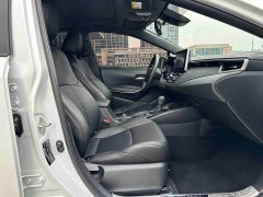 Toyota Corolla Hybrid 1.8H E-CVT Luxury - ფოტო 19