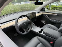 Tesla Model Y Rear-Wheel Drive - ფოტო 7