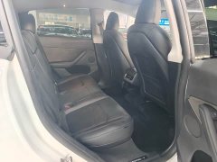Tesla Model Y Rear-Wheel Drive - ფოტო 5