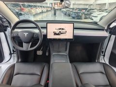 Tesla Model Y Rear-Wheel Drive - ფოტო 7
