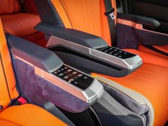Mercedes-Benz Vito 2021 2.0T Elite 7-Seater - ფოტო 8