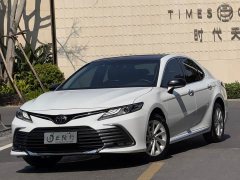 Toyota Camry 2.0G Luxury Edition - ფოტო 1