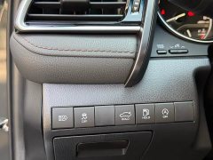 Toyota Camry 2.0G Luxury Edition - ფოტო 17