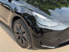 Tesla Model Y Rear-Wheel Drive - ფოტო 4