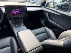 Tesla Model Y Rear-Wheel Drive - ფოტო 9