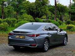 Lexus ES 200 Premium Edition - ფოტო 9