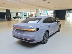 Volkswagen Passat 2025 Pro 380TSI Dragon Premium Edition - ფოტო 10
