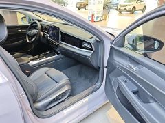 Volkswagen Passat 2025 Pro 380TSI Dragon Premium Edition - ფოტო 7